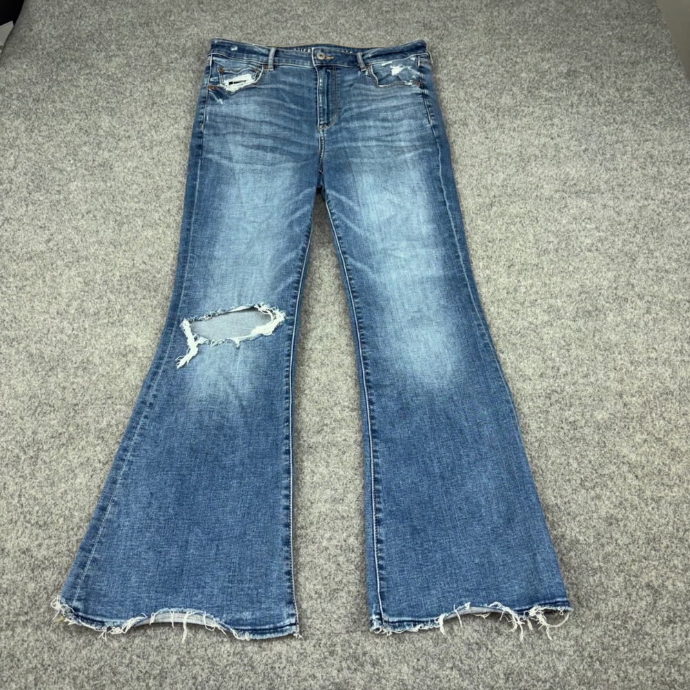 American Eagle Super Hi-Rise Flare Jeans Womens 8 Short Blue Distressed Denim
